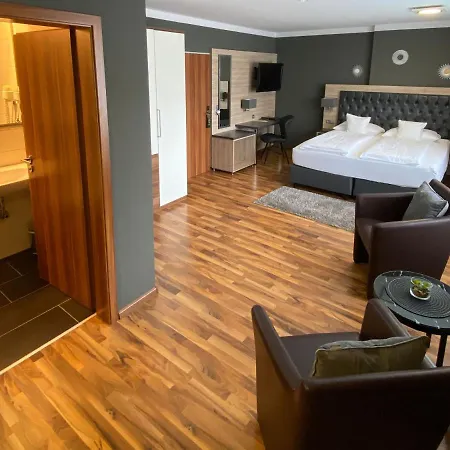 Szálloda Zum Ziel Bei Basel 3*