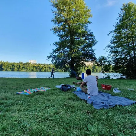 Zum Ziel Bei Basel فندق غرنزاش ويلن